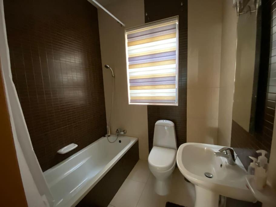 May Flower: Modern Flat Close To Airport/Bus Stops Tarxien Eksteriør billede