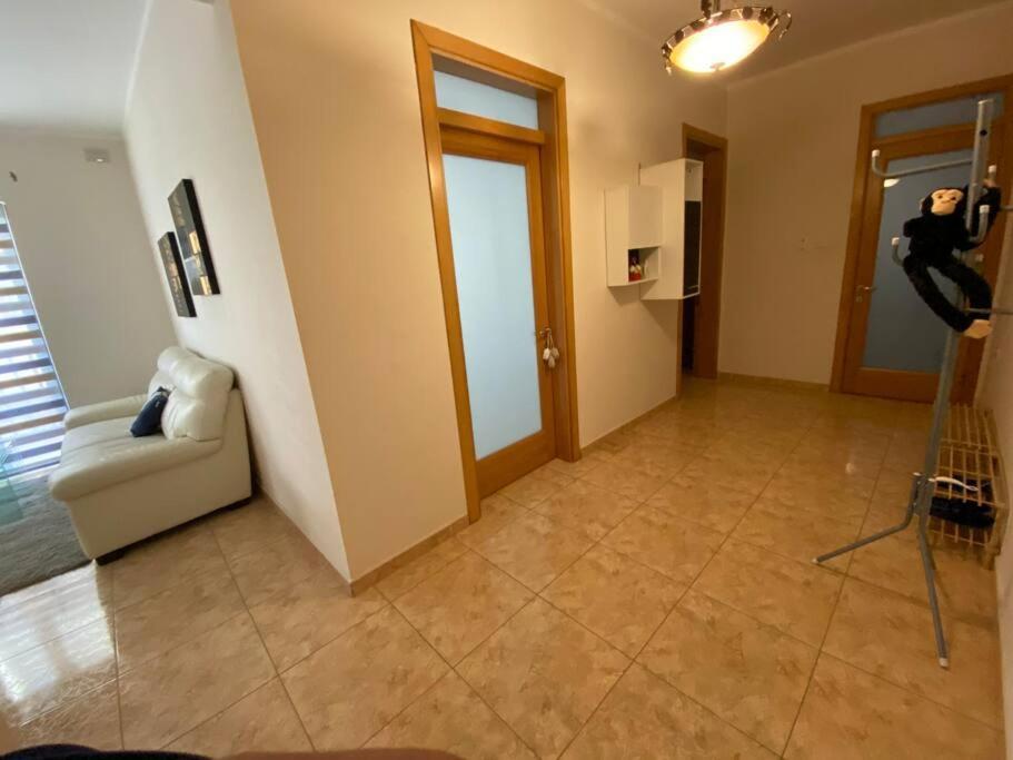 May Flower: Modern Flat Close To Airport/Bus Stops Tarxien Eksteriør billede